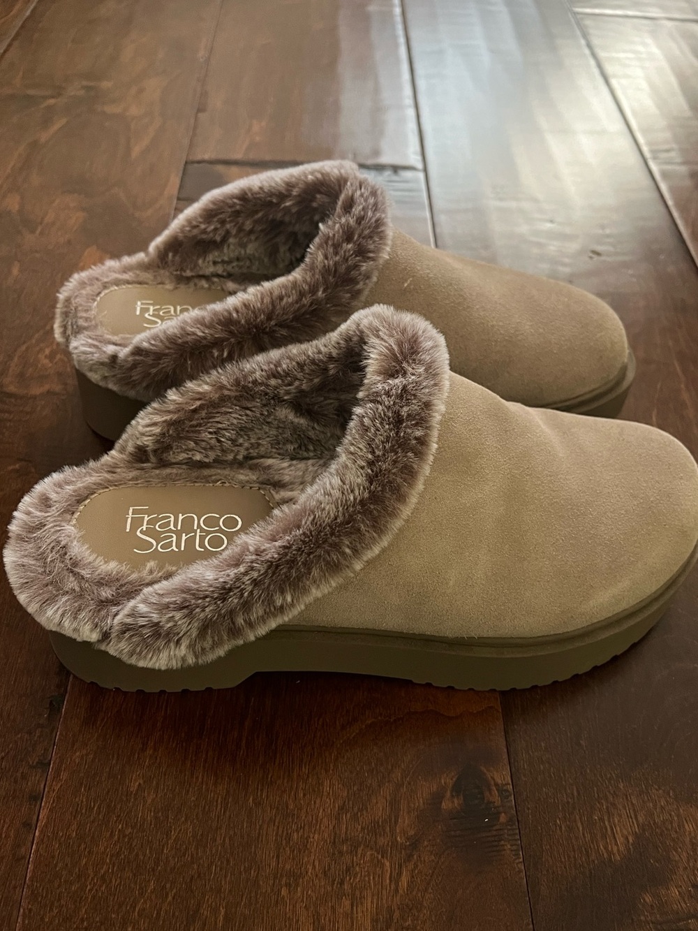 Franco Sarto Beige Faux Fur Trim  Clogs Size 8